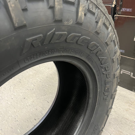 38x13.50r20 Nitto Ridge Grappler