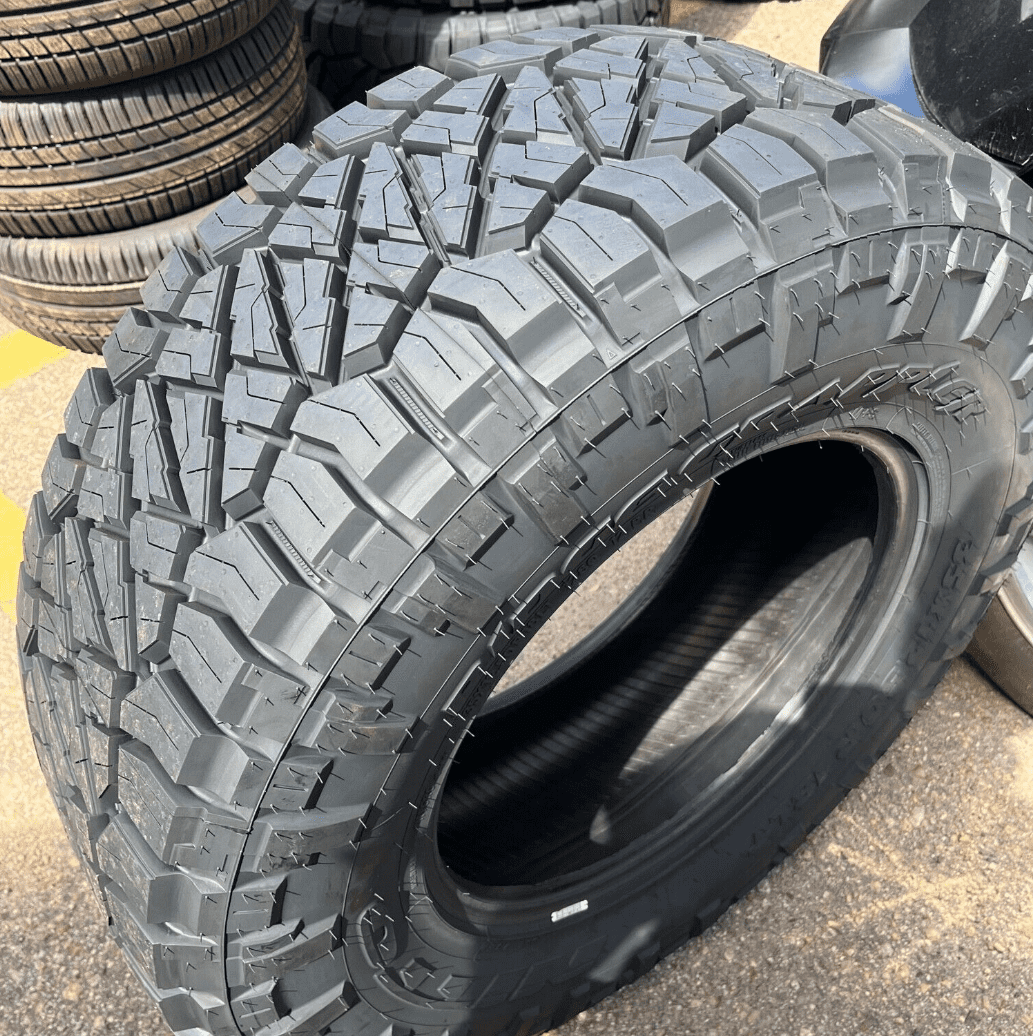 265 50 r20 Nitto Ridge Grappler
